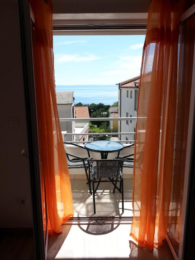 Grey House Lägenhet Makarska Exteriör bild
